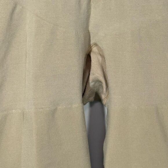 Spanx Shapewear High Waist Mid Thigh Bottom Size Medium - Picture 3 of 6